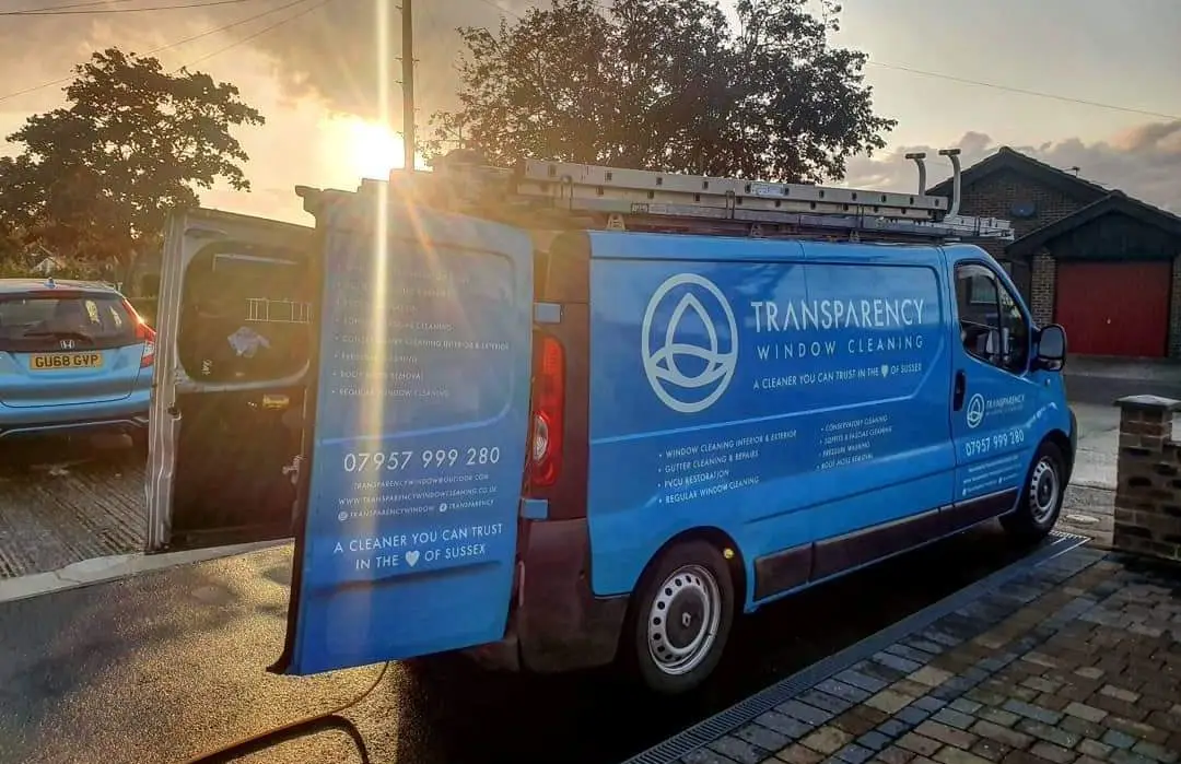 Transparency Van open