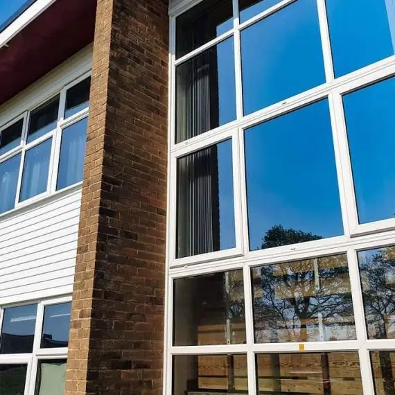 Commercial window cleaning