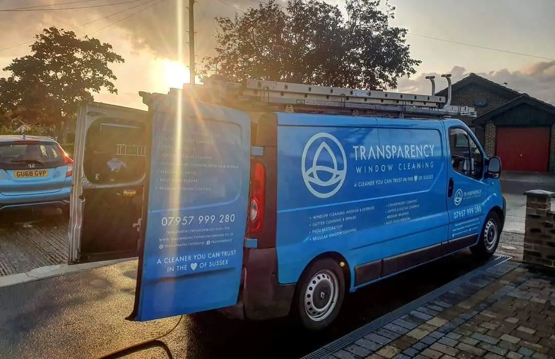 Transparency Van open